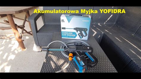 Galeria zdjęć różnych narzędzi JCB: smarownicy akumulatorowej, myjki ciśnieniowej i szlifierki kątowej.