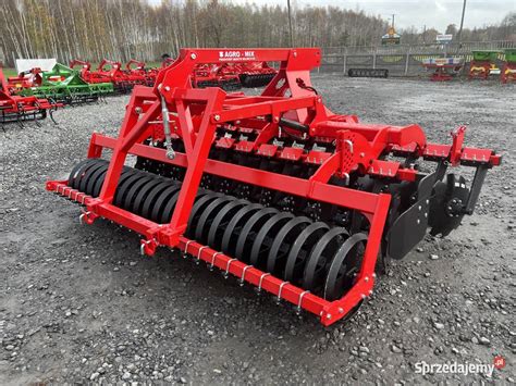 Zdjęcie agregatu talerzowego Agro-Max