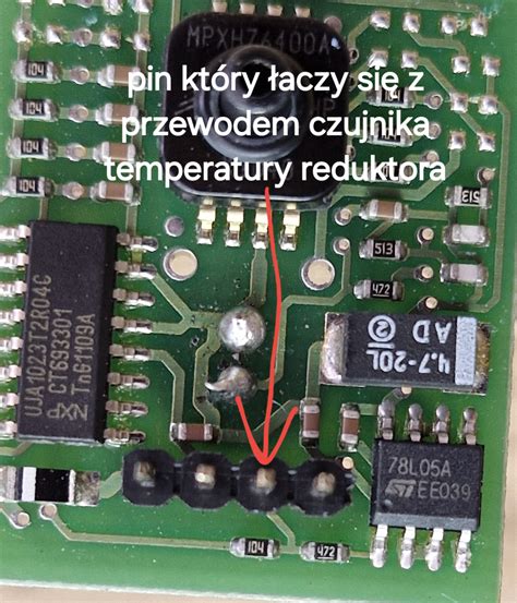 Zilustrowanie problemów z niewłaściwym montażem czujnika temperatury (np. nieszczelność, słaby kontakt z masą)