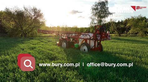 Schemat porównujący różne serie opryskiwaczy Bury Pelikan pod względem pojemności zbiornika i szerokości belki