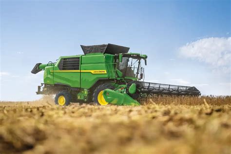 Schemat przepływu masy w kombajnach John Deere serii T z wielobębnowym układem separacji