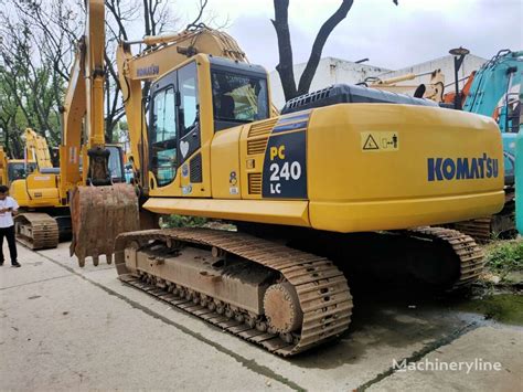 Zdjęcie koparki gąsienicowej Komatsu PC240 NLC-10