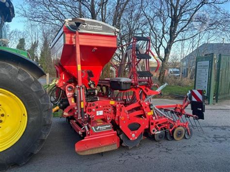 Kombinacja siewna Kverneland e-drill compact w pracy