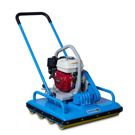 Zdjęcie zagęszczarki rolkowej Weber VPR 700 w akcji