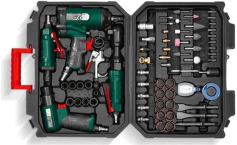 Zdjęcie przedstawiające zestaw narzędzi Parkside.