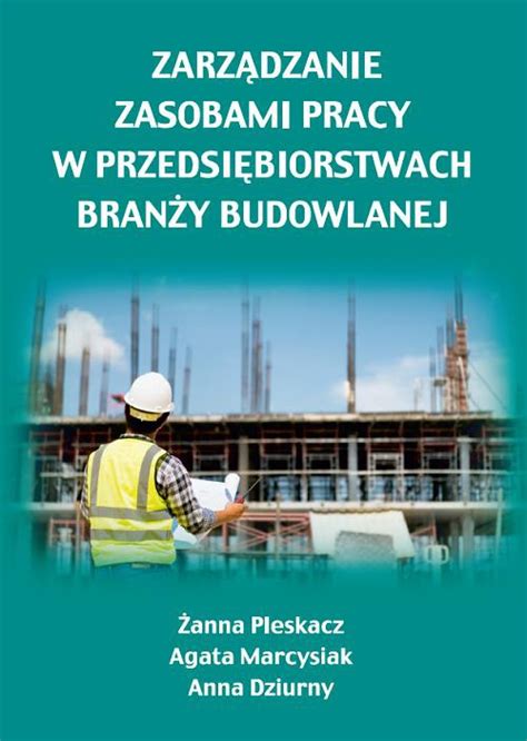 zdjęcie przykładowej książki pracy maszyny budowlanej z wpisami