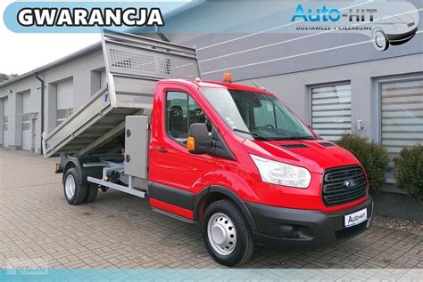 Ford Transit wywrotka na placu budowy