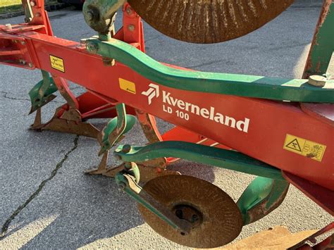 Zdjęcie Kverneland LD 100 pracującego w polu