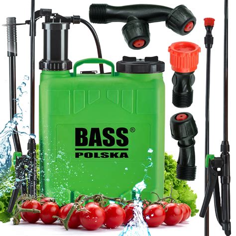 zdjęcie ręcznego opryskiwacza Bass Polska w użyciu