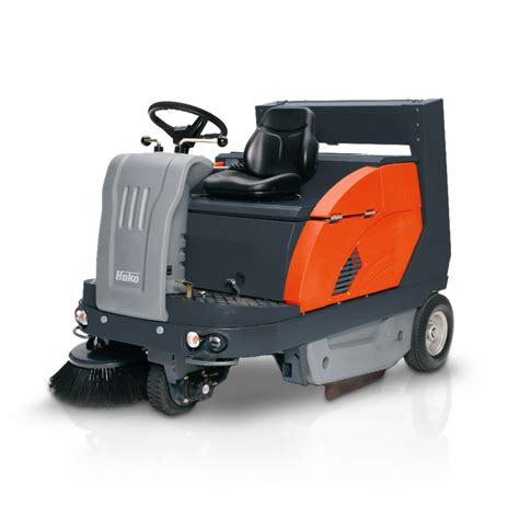 Zdjęcie przedstawiające zamiatarkę Hako Sweepmaster B 1200 RH w pełnej konfiguracji roboczej