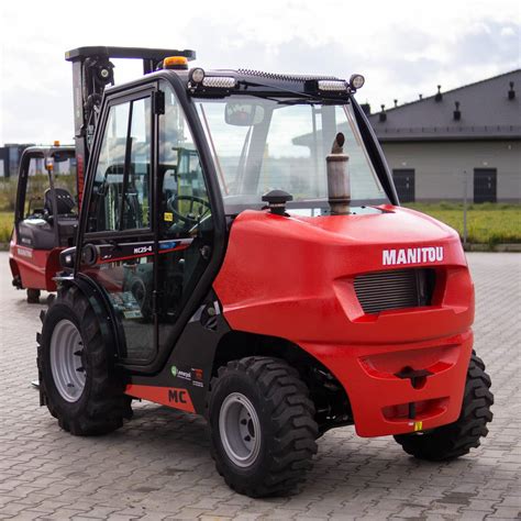 Zdjęcie podwieszanego wózka widłowego marki Manitou