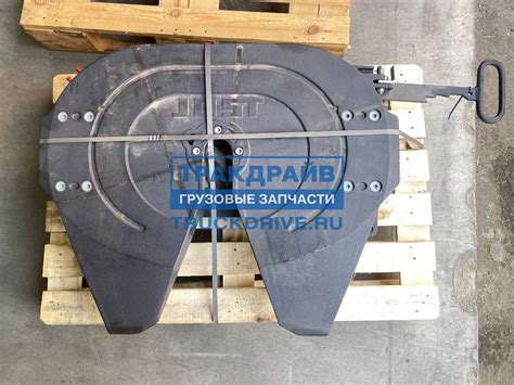 Ilustracja techniczna umiejscowienia siodła Jost JSK 37C na ramie ciągnika