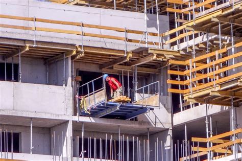 zestawienie techniczne najpopularniejszych modeli betoniarek używanych na budowach