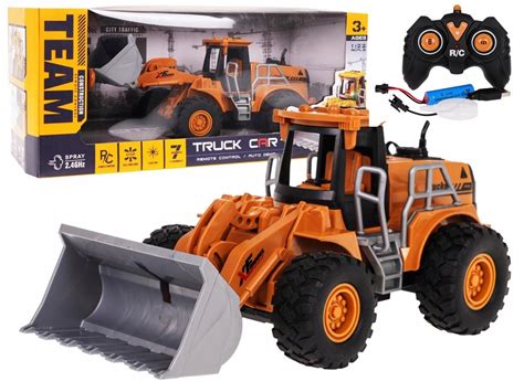Spychacz Muck z funkcją pullback i dużymi oczami