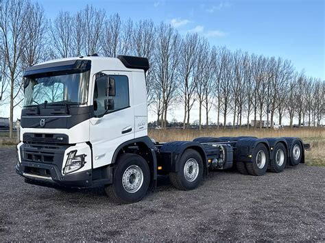 Schemat osi Volvo FMX 10x4