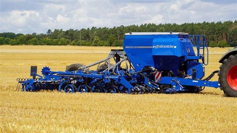 Schemat budowy agregatu uprawowo-siewnego Köckerling Ultima z zaznaczonymi elementami roboczymi