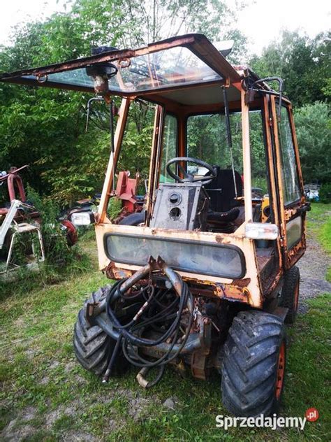 Zdjęcie przedstawiające ciągnik sam 4x4 łamaniec w akcji
