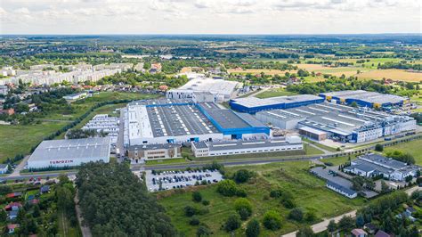 Współczesne zdjęcie głównego zakładu produkcyjnego UNIA Group w Grudziądzu