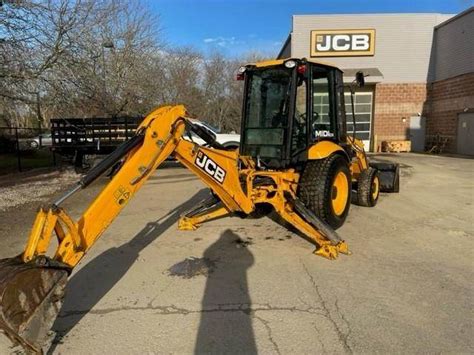 Thematic photo of JCB Midi CX working on a construction site
