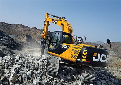 Tematyczne zdjęcie maszyny budowlanej JCB w akcji