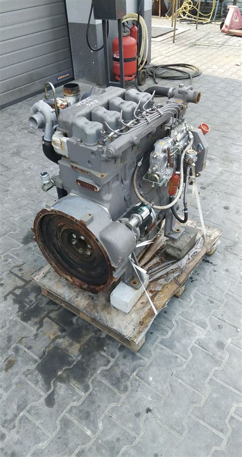 Silnik 4-cylindrowy turbodiesel LS Mtron L4CRV-T1A Stage V