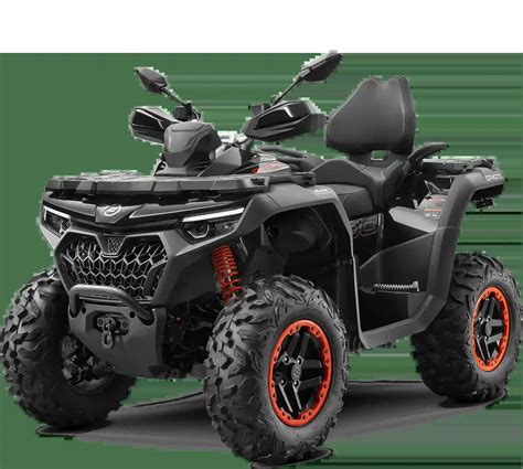 CFMOTO CForce quad w terenie
