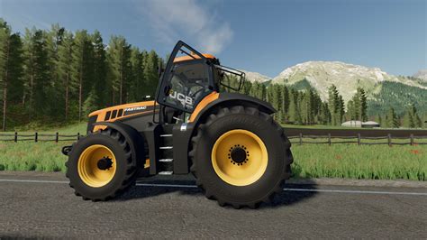 Wnętrze kabiny JCB Fastrac 8000 z widocznym panelem dotykowym