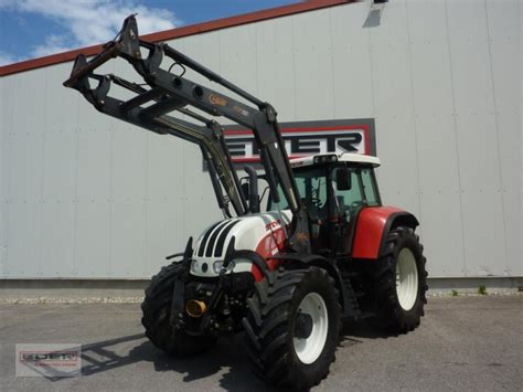 Zdjęcie ciągnika Steyr Profi 6135 w polu