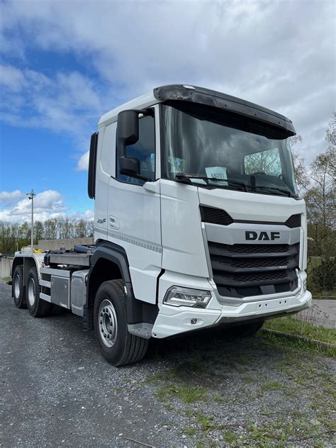 Zdjęcie DAF XFC 480 FAD Day Cab z wywrotką KH-KIPPER w akcji