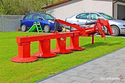 Kosiarka rotacyjna bębnowa w akcji