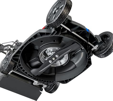Infographic explaining Honda MicroCut System with two blades