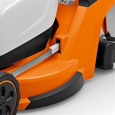 Close-up photo of the central height adjustment mechanism on a Stihl mower