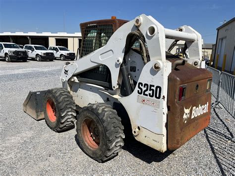 Bobcat S250 w akcji - schemat pracy