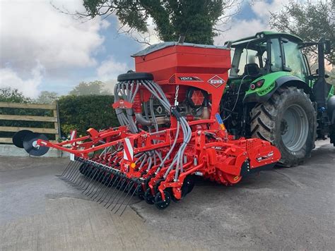An active harrow combined with a seed drill