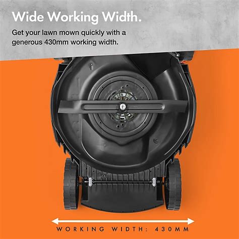 Infographic detailing key specifications of the Parkside 1800W lawnmower (power, cutting width, grass box, height settings)