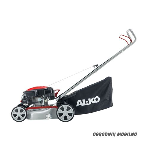Kosiarka spalinowa AL-KO Easy 4.20 P-S w akcji