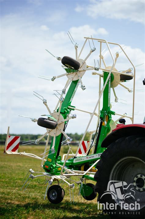 Porównanie mechanizmów wysadzających: talerzowy, chwytakowy oraz karuzelowy