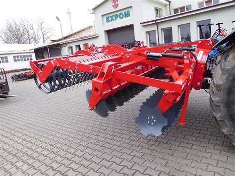 Zestawienie różnych modeli bron talerzowych Goliat Expom Krośniewice