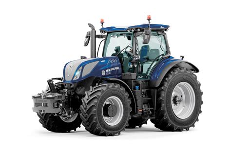 zdjęcie ciągnika New Holland TM w pracy na polu