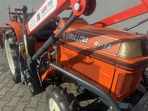 Panel kontrolny lub schemat układu napędowego miniciągnika Kubota Bulltra