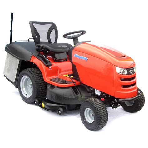 Thematic photo of the Simplicity SRD 300 garden tractor in use