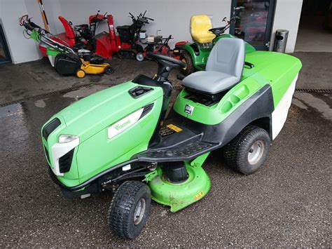 zdjęcie traktorka ogrodowego Viking 5097