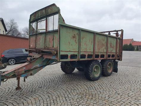 zdjęcie rozrzutnika Fortschritt T088 w dobrym stanie technicznym