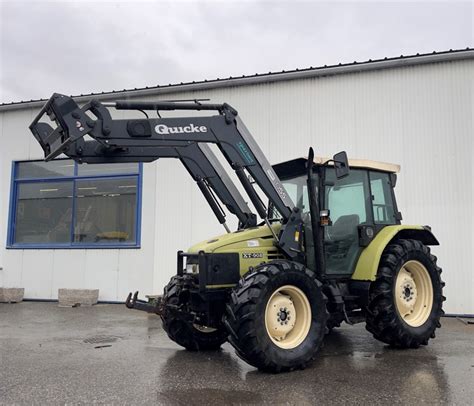 zdjęcie ciągnika Hurlimann 908 XT