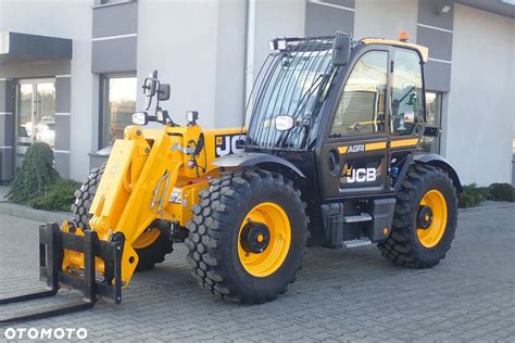 JCB 532 ładowarka teleskopowa w pracy