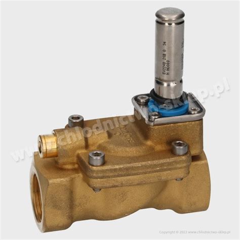 zdjęcie głównego zaworu elektromagnetycznego pompy Komatsu PC200-7