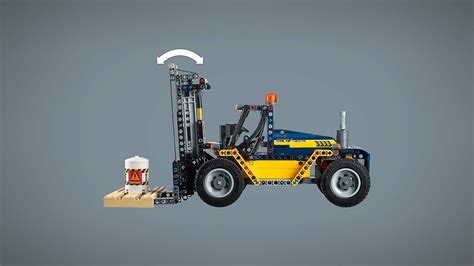 Zdjęcie zestawu LEGO Technic 42079 Wózek Widłowy w akcji