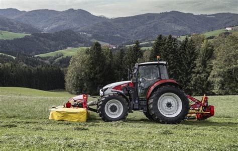 Steyr Plus z przekładnią powershuttle