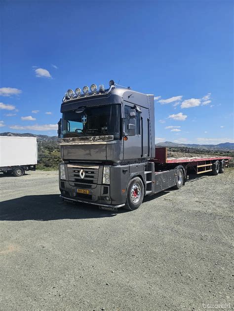 Renault Magnum DXi (2008-2013) z wysokim dachem