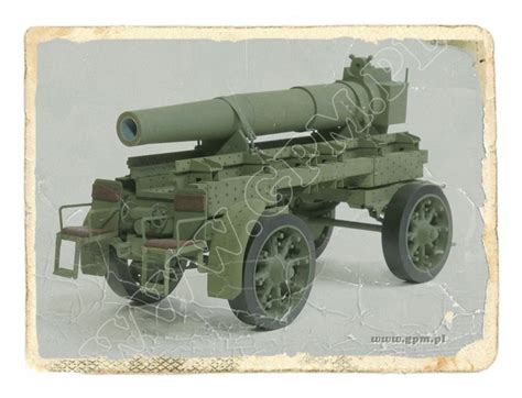 Zdjęcie ciągnika C7P holującego moździerz 220 mm